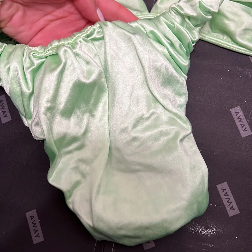 Isa Boulder Green Neon Bikini (XS Bottoms and S top) - Picture 5 of 16